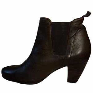 I. N. K. Shoes Made in Italy Chelsea Bootie